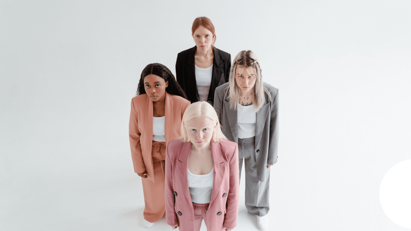 Conosci Monetine? Il progetto per combattere la violenza economica di genere con strumenti concreti, attenzione e la volontà di agire.